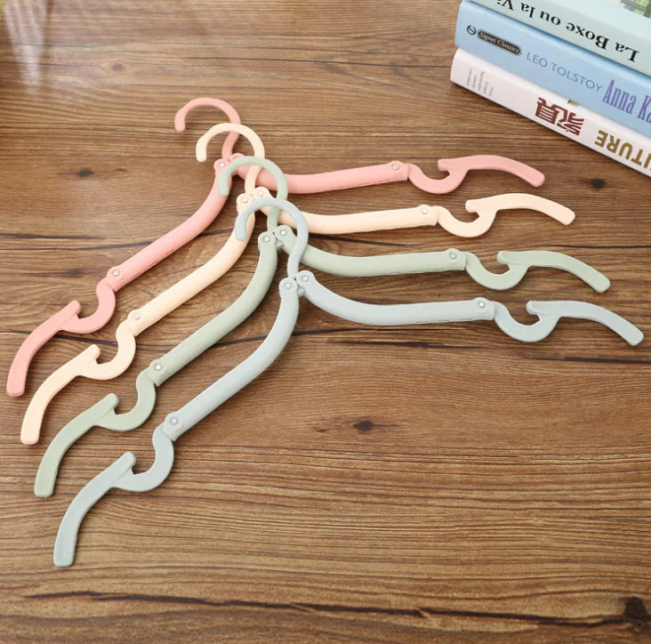 Portable Magic Plastic Travel Folding Clothes Hanger