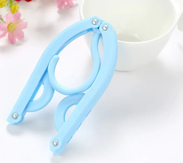 Portable Magic Plastic Travel Folding Clothes Hanger